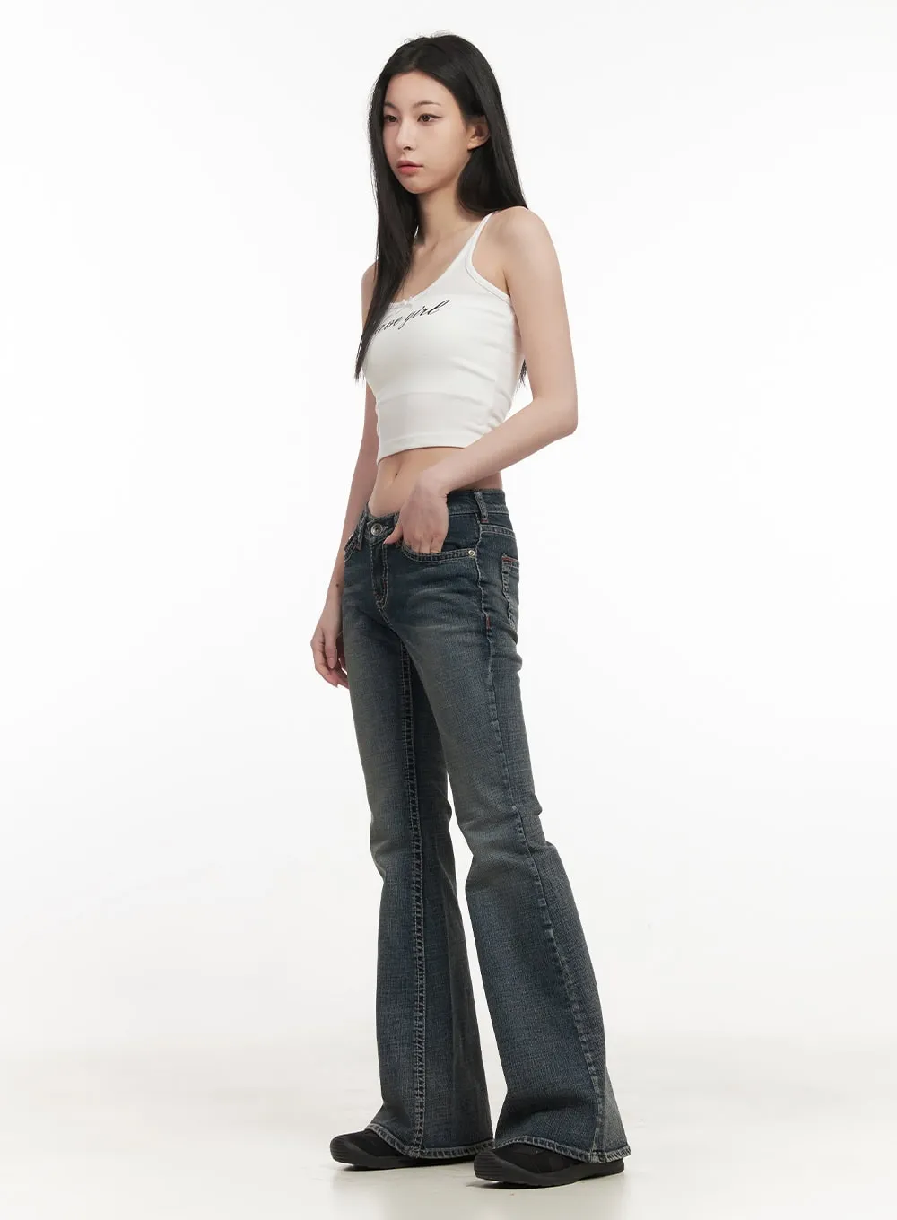 Elisa Stitched Low-Rise Flared Jeans CF514